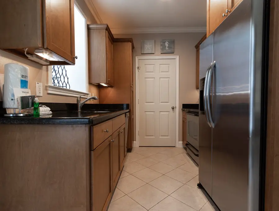 7000 Seawall Boulevard #813, Galveston, TX 77551 - Image #3