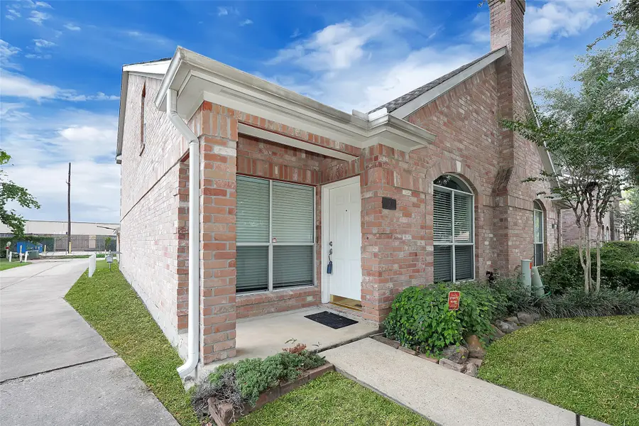 10813 Norchester Village Drive, Houston, TX 77070 - Image #3