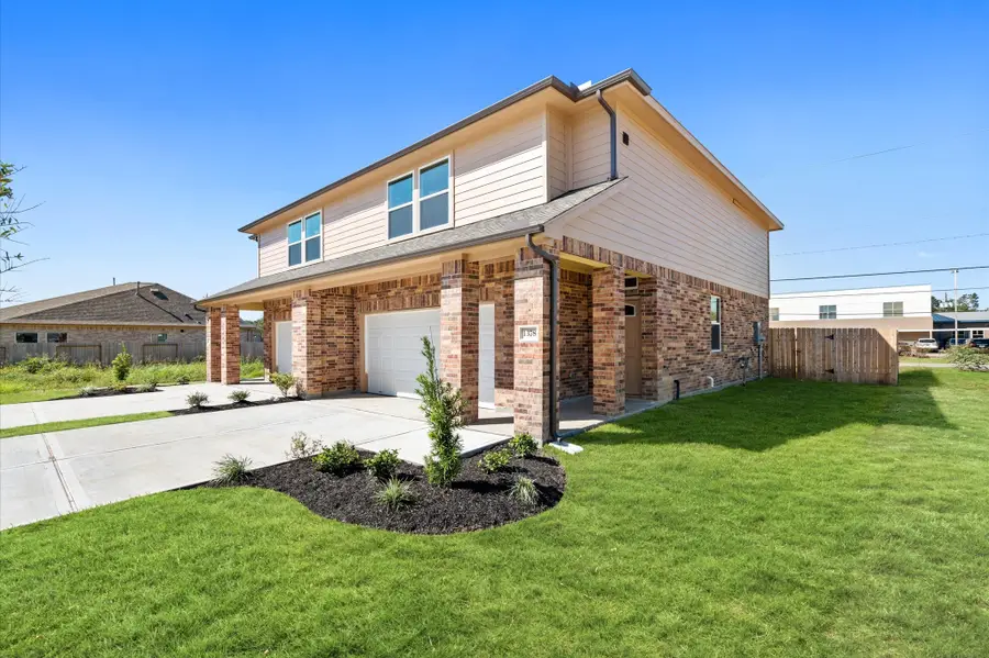 1377 Mixander Way, La Porte, TX 77571 - Image #3