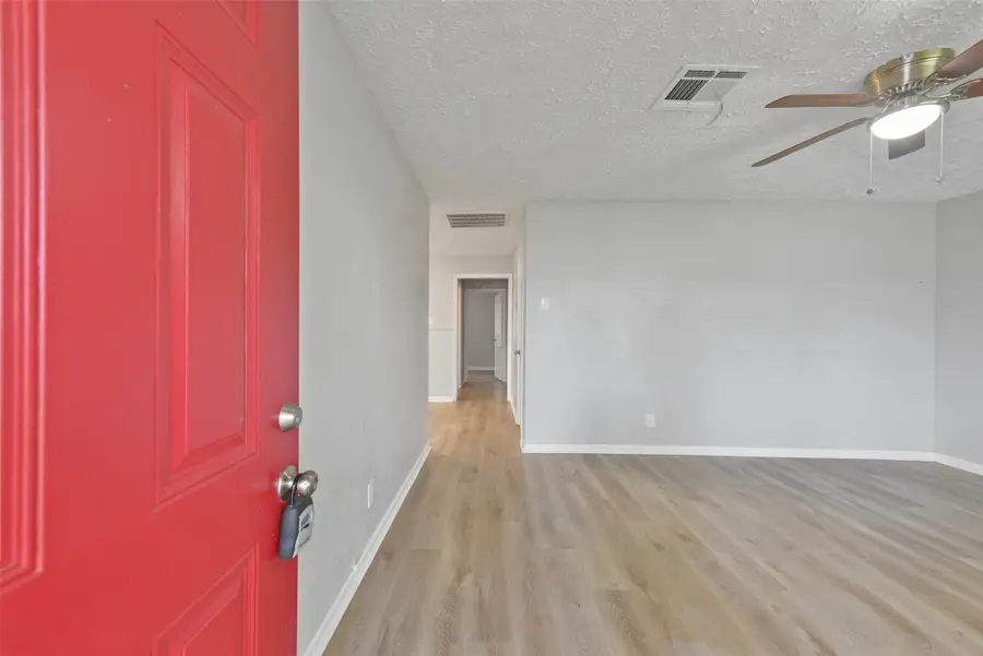 2803 22nd Street, Dickinson, TX 77539 - Image #3