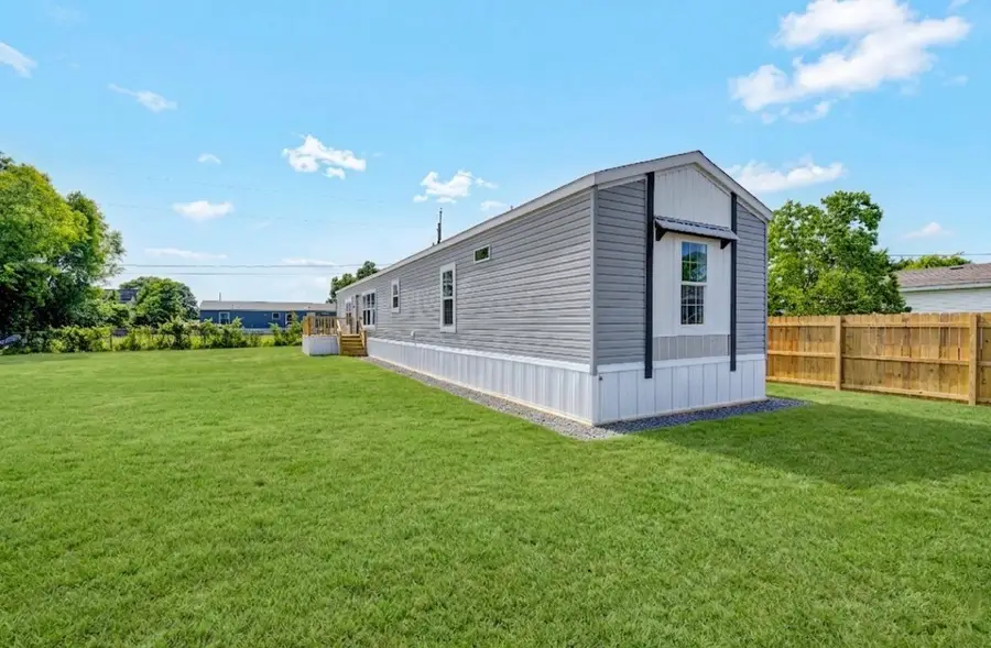 11231 E Jacinto Drive, Houston, TX 77044 - #2