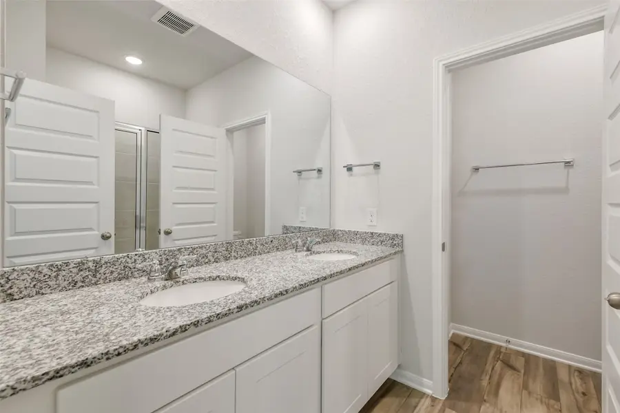 2033 Caney Creek Court, Conroe, TX 77301 - Image #3