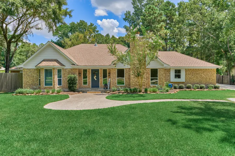8 Wind River Court, Conroe, TX 77384 - Image #2