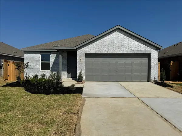 332 Ice Shore Trail, Dayton, TX 77535