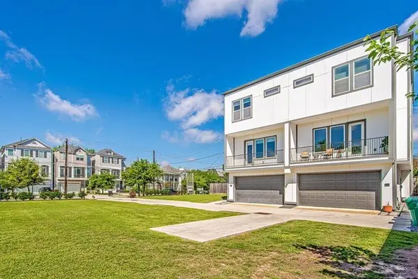 449 W 25th Street #C, Houston, TX 77008