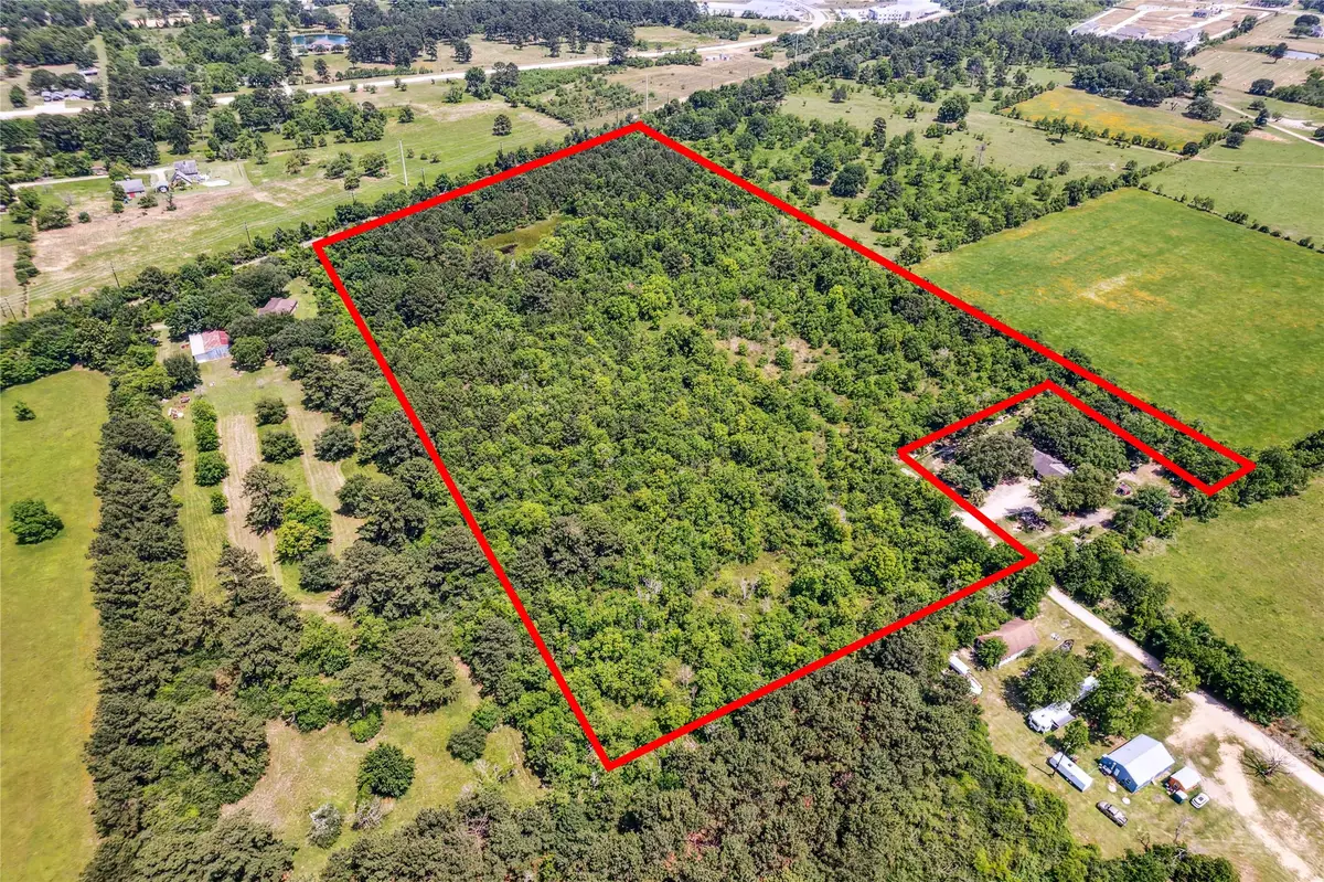 1835 S Cherry Street, Tomball, TX 77375 - Image #1