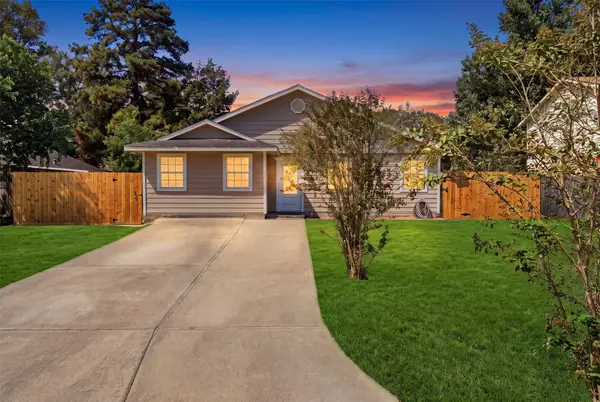 5823 Alpine Heights, Porter, TX 77365