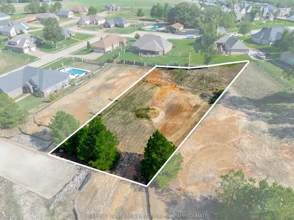 308 Colton Cove, Lindale, TX 75771