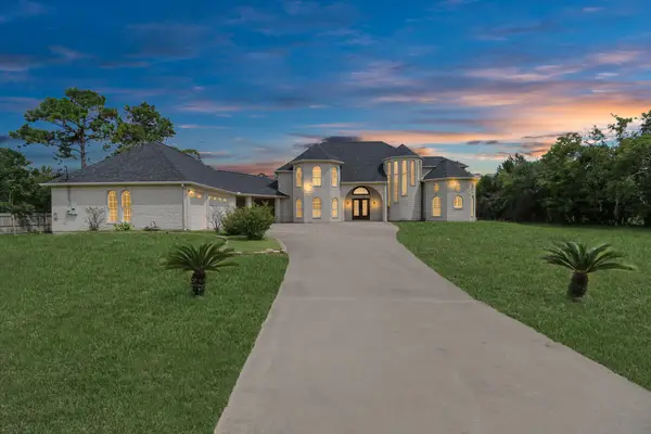 1321 E Archer Road, Baytown, TX 77521