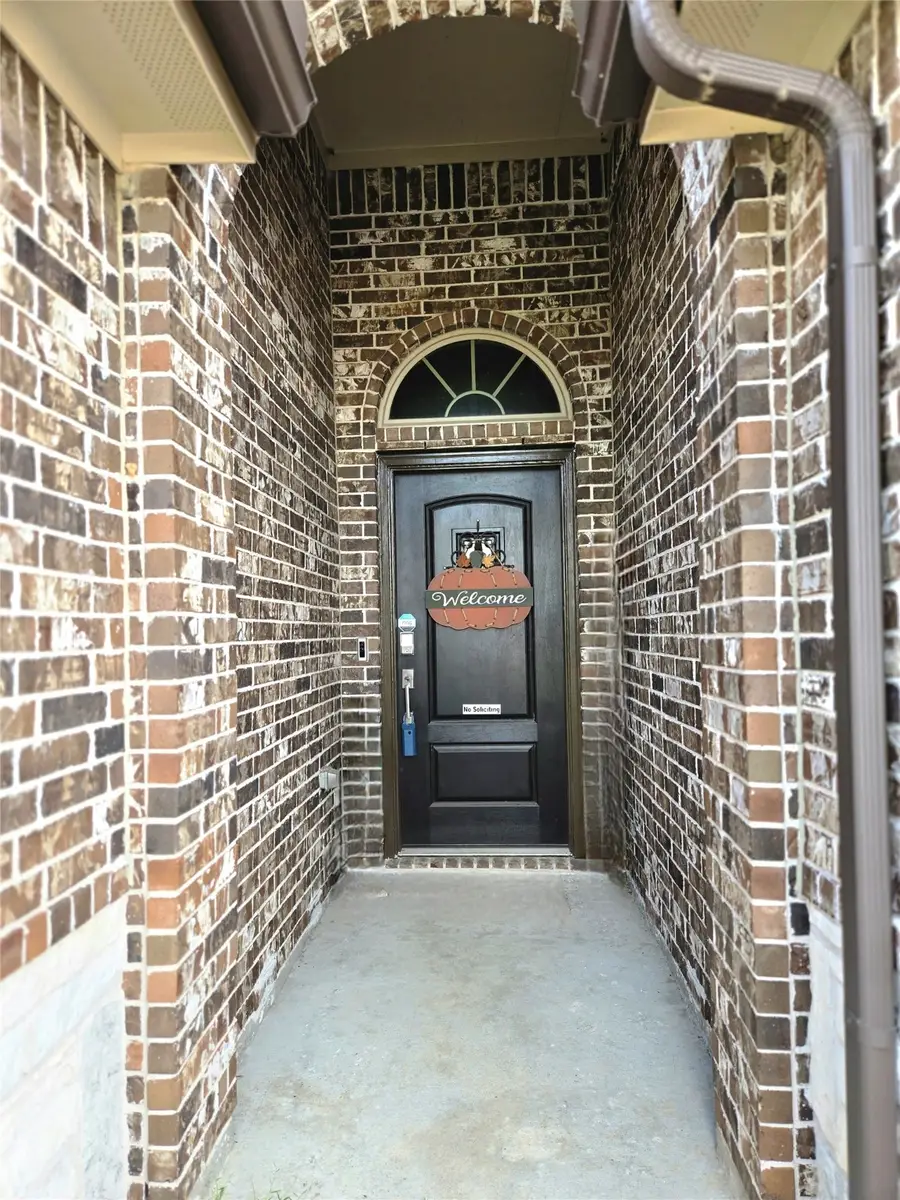 426 Ridgewood Terrace Drive, La Marque, TX 77568 - Image #3