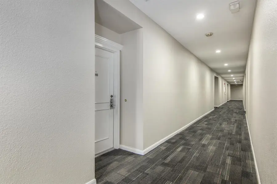 2400 N Braeswood Boulevard #301, Houston, TX 77030 - Image #3