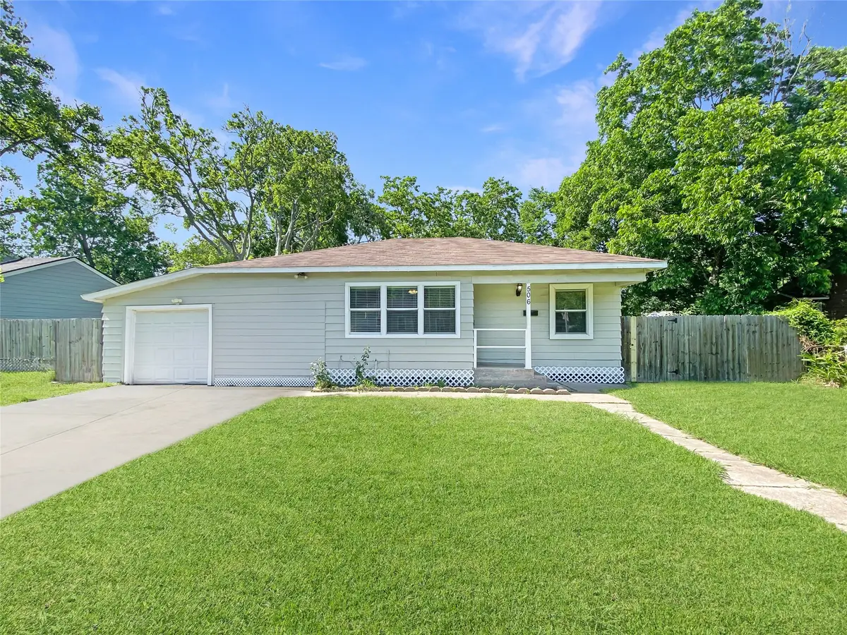 506 Azalea Drive, La Marque, TX 77568 - #1