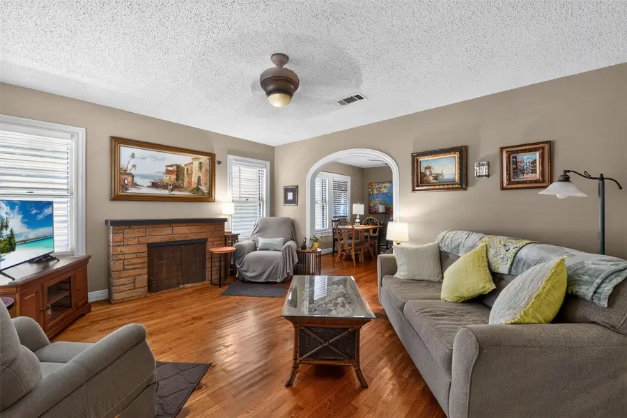4830 Houston Drive, Galveston, TX 77551 - #3