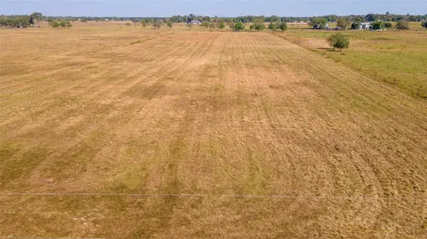 000 County Road 408, El Campo, TX 77437