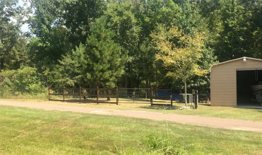 1190 Hidden Oaks Drive, Pointblank, TX 77364 - Image #2