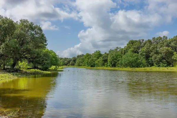 1561 County Road 154, Weimar, TX 78934