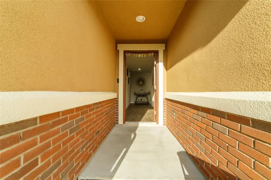 10126 Relic Oaks, San Antonio, TX 78240 - Image #2