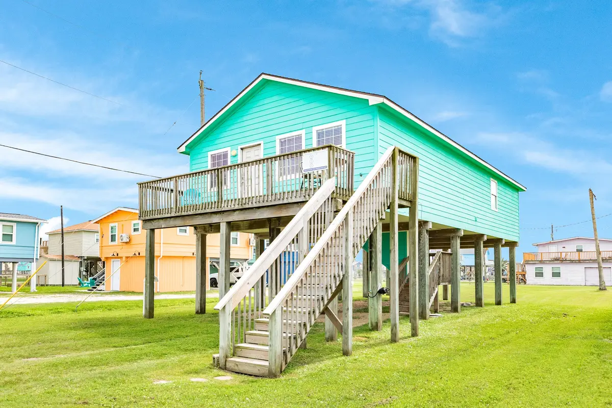 337 Thunder Road, Surfside Beach, TX 77541 - Image #1