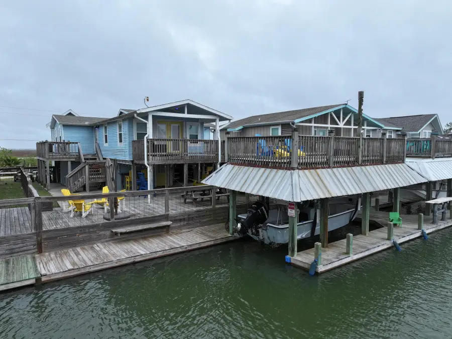 1275 Bay Street, Port Bolivar, TX 77650 - #3