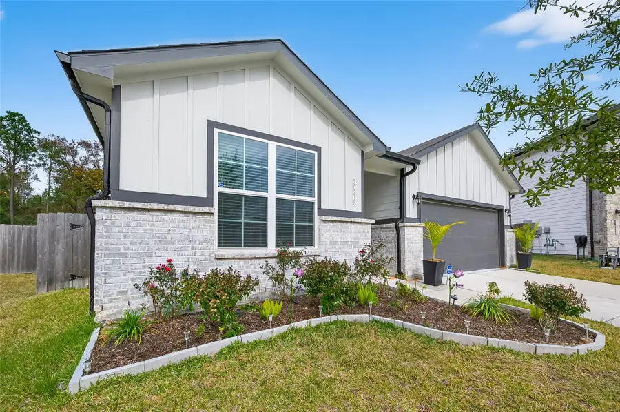 26218 Emory Hollow Drive, Tomball, TX 77375 - Image #2
