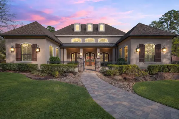 9050 Legacy Creek Court, Montgomery, TX 77316