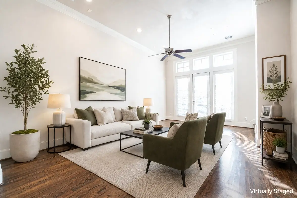 1027 Saint Charles Street, Houston, TX 77003 - #1