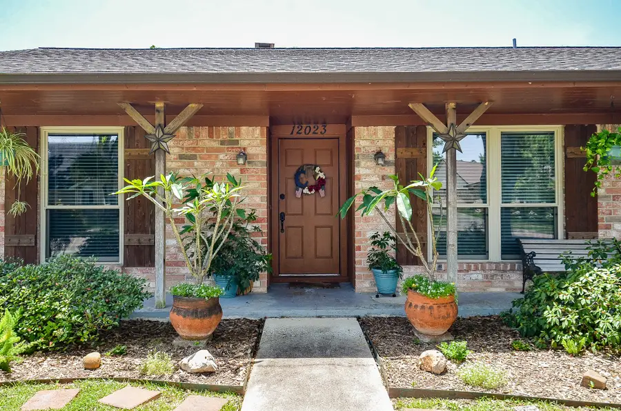 12023 Scottsdale Drive, Meadows Place, TX 77477 - Image #2
