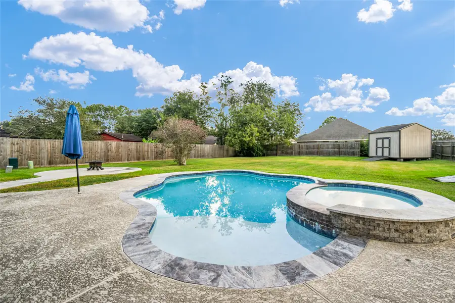 1101 Isabella Boulevard, Angleton, TX 77515 - #2