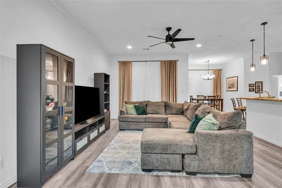 1101 Isabella Boulevard, Angleton, TX 77515 - #3