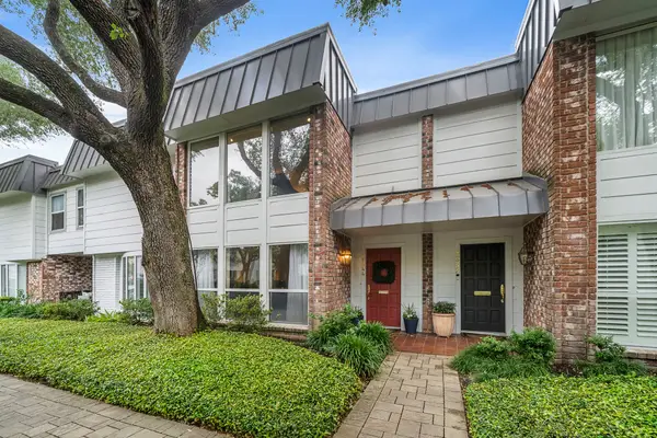 8944 Chatsworth Drive, Houston, TX 77024