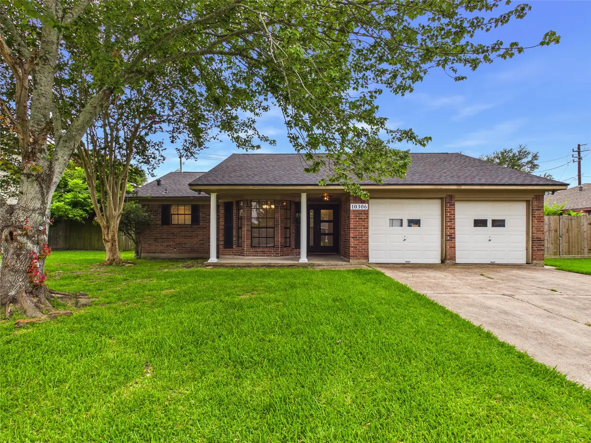 10306 Rustic Rock Road, La Porte, TX 77571 - #1