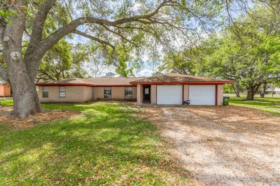 15838 Phend Road, Hamshire, TX 77622 - #2