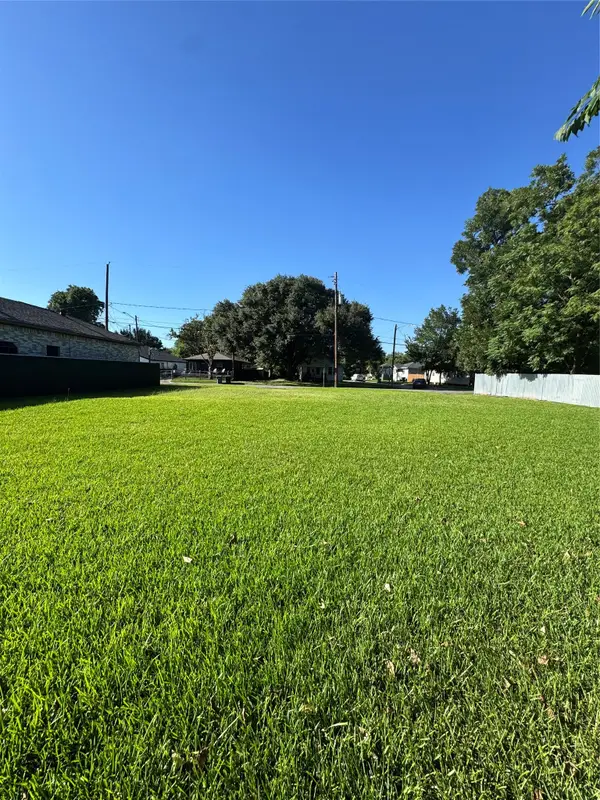 1458 E 33rd Street, Houston, TX 77022