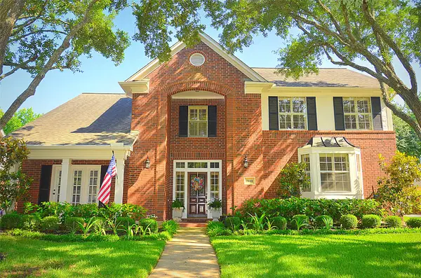 7110 Trailbrook Drive, Sugar Land, TX 77479