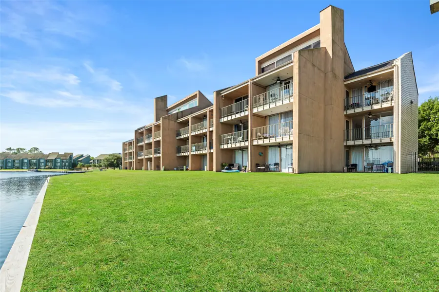 12600 Melville Drive #305A, Montgomery, TX 77356 - Image #2