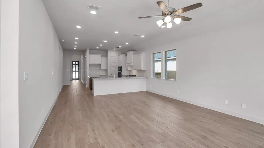 338 Prairie Warbler Street, Magnolia, TX 77354 - Image #2