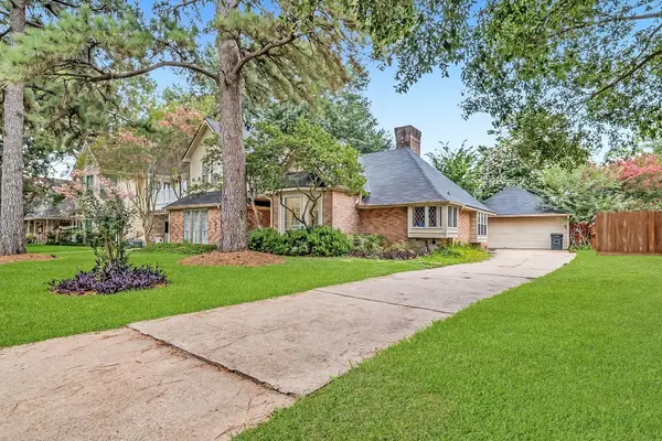 11423 Canyon Trail Drive, Houston, TX 77066