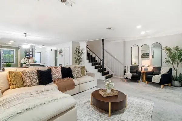 2030 Plantation Drive #B4, Conroe, TX 77301