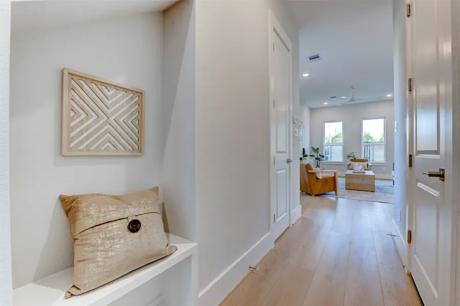 5128 Rosslyn Road, Houston, TX 77018 - Image #3