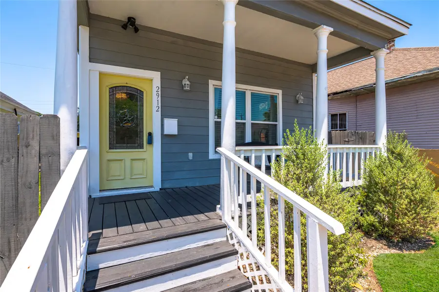 2912 Avenue N 1/2, Galveston, TX 77550 - #3