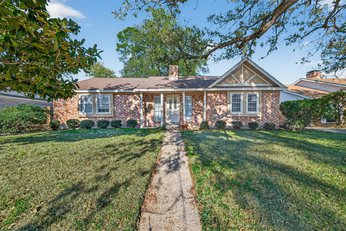 6038 Greenmont Drive, Houston, TX 77092 - #1