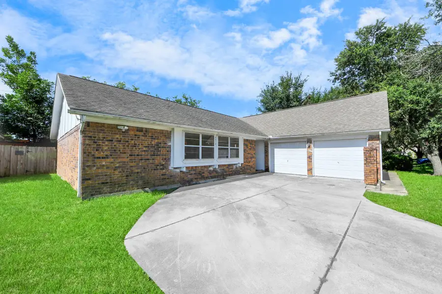 4214 Iroquois Drive, Pasadena, TX 77504 - Image #3