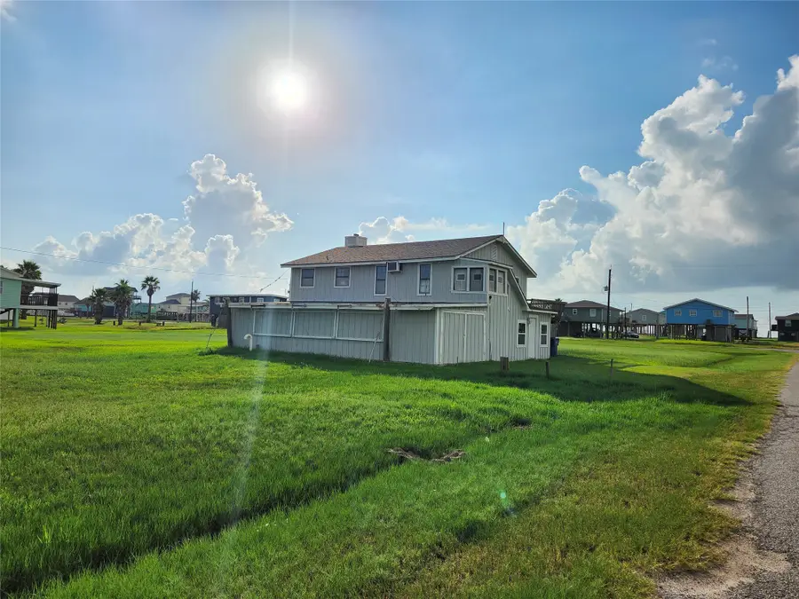522 Surf Drive, Surfside Beach, TX 77541 - Image #2