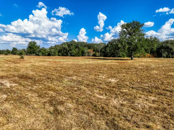 211 Feder Way, West Point, TX 78963