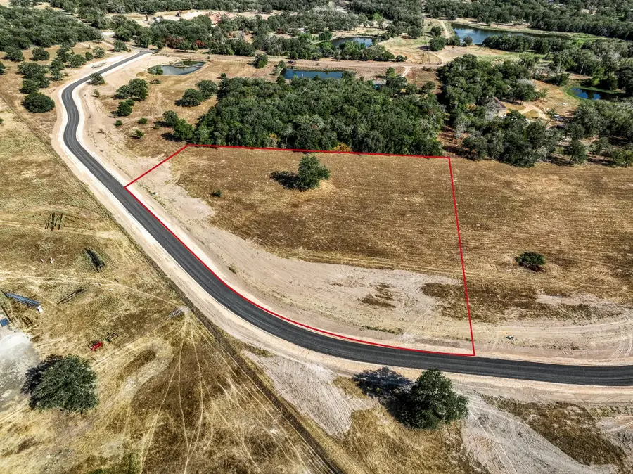 211 Feder Way, West Point, TX 78963 - Image #3