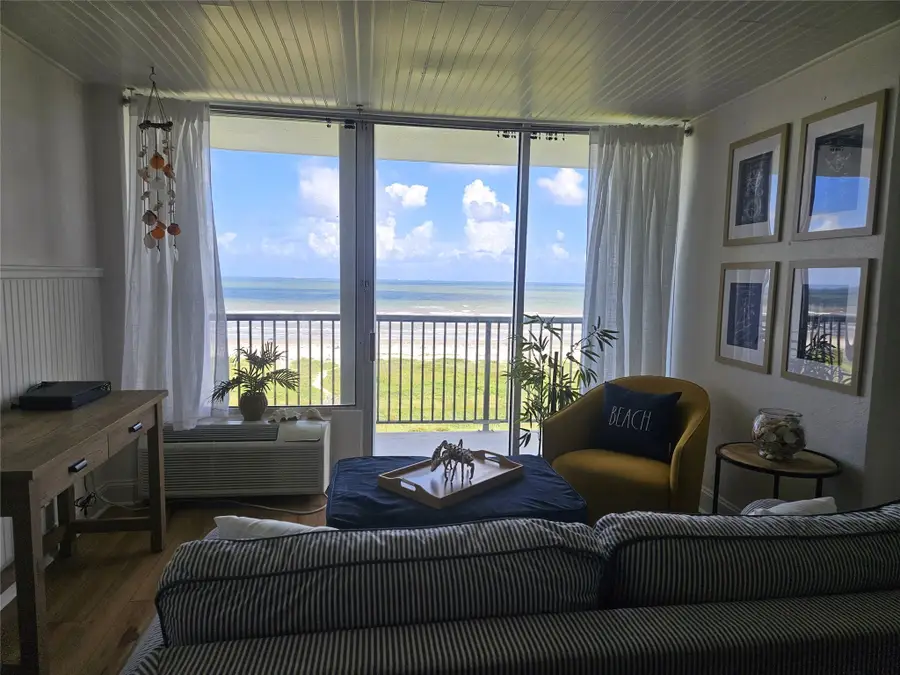 415 E Beach Drive #804, Galveston, TX 77550 - Image #2
