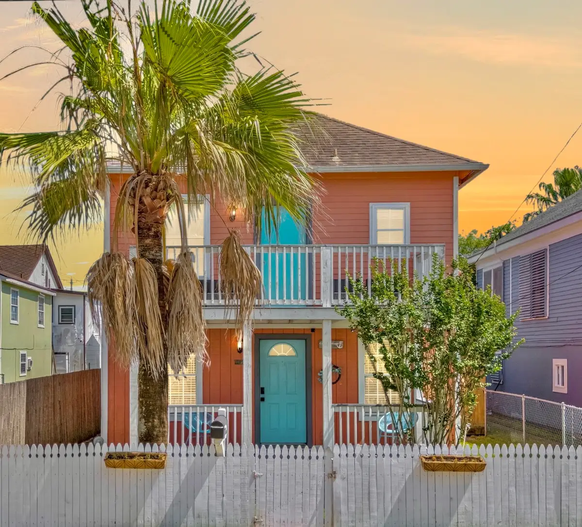 3905 Avenue L, Galveston, TX 77550 - Image #1