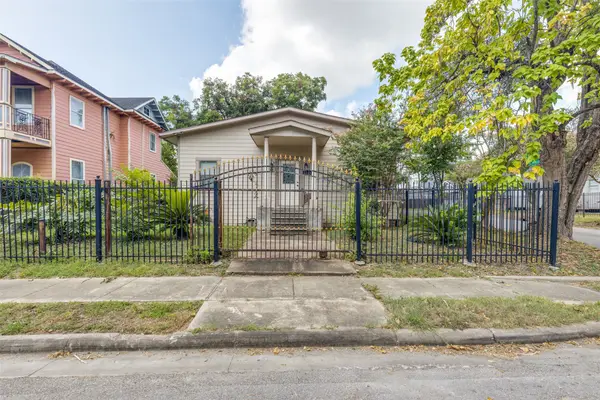 3012 Garrow Street, Houston, TX 77003