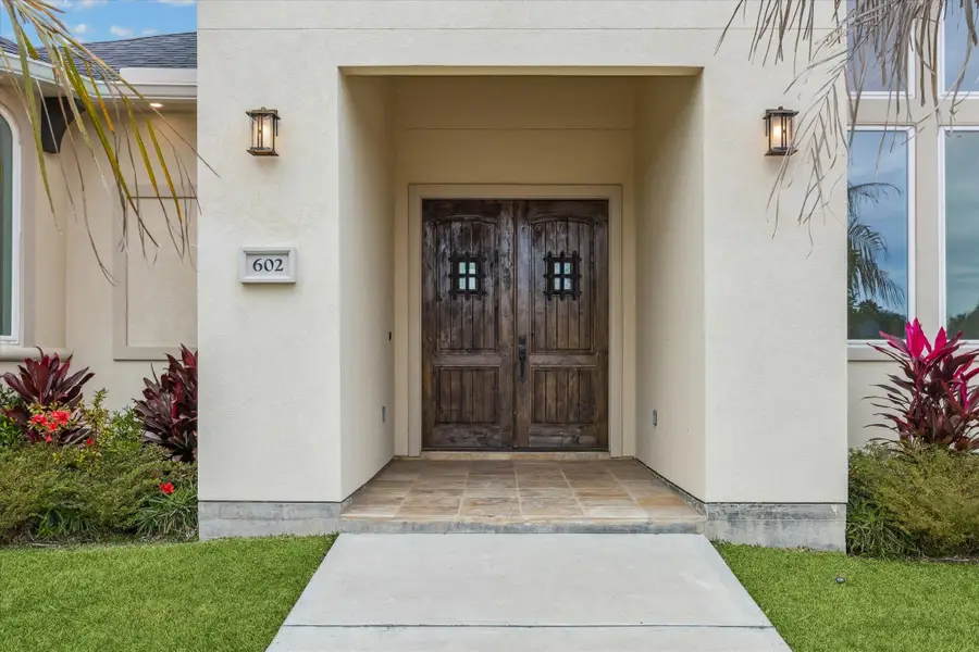 602 Appia Drive, Kemah, TX 77565 - Image #3