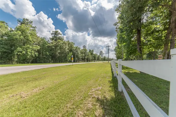 1535 County Road 632, Dayton, TX 77535